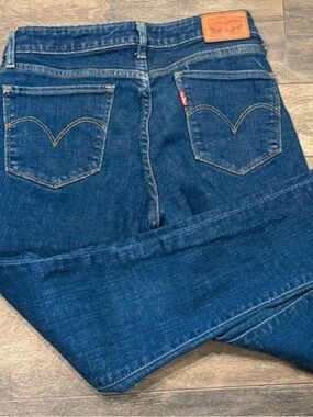 Levi's Dark Blue Classic 711 skinny Jeans